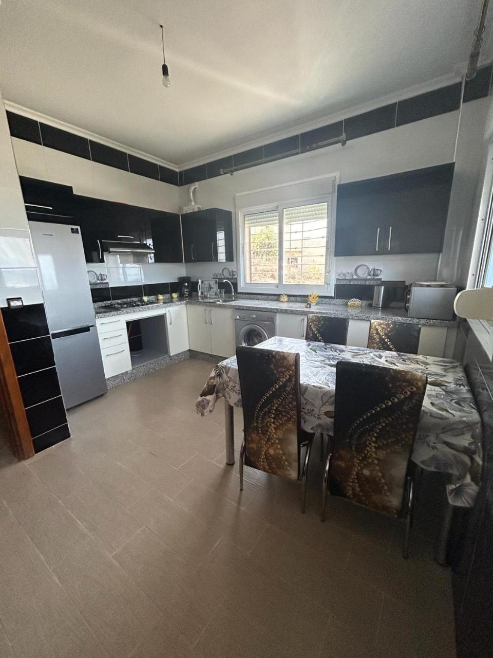 Appartement A Houma, Proche Port Tanger Med Dalia Buitenkant foto