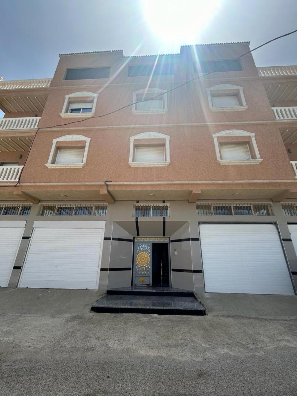 Appartement A Houma, Proche Port Tanger Med Dalia Buitenkant foto