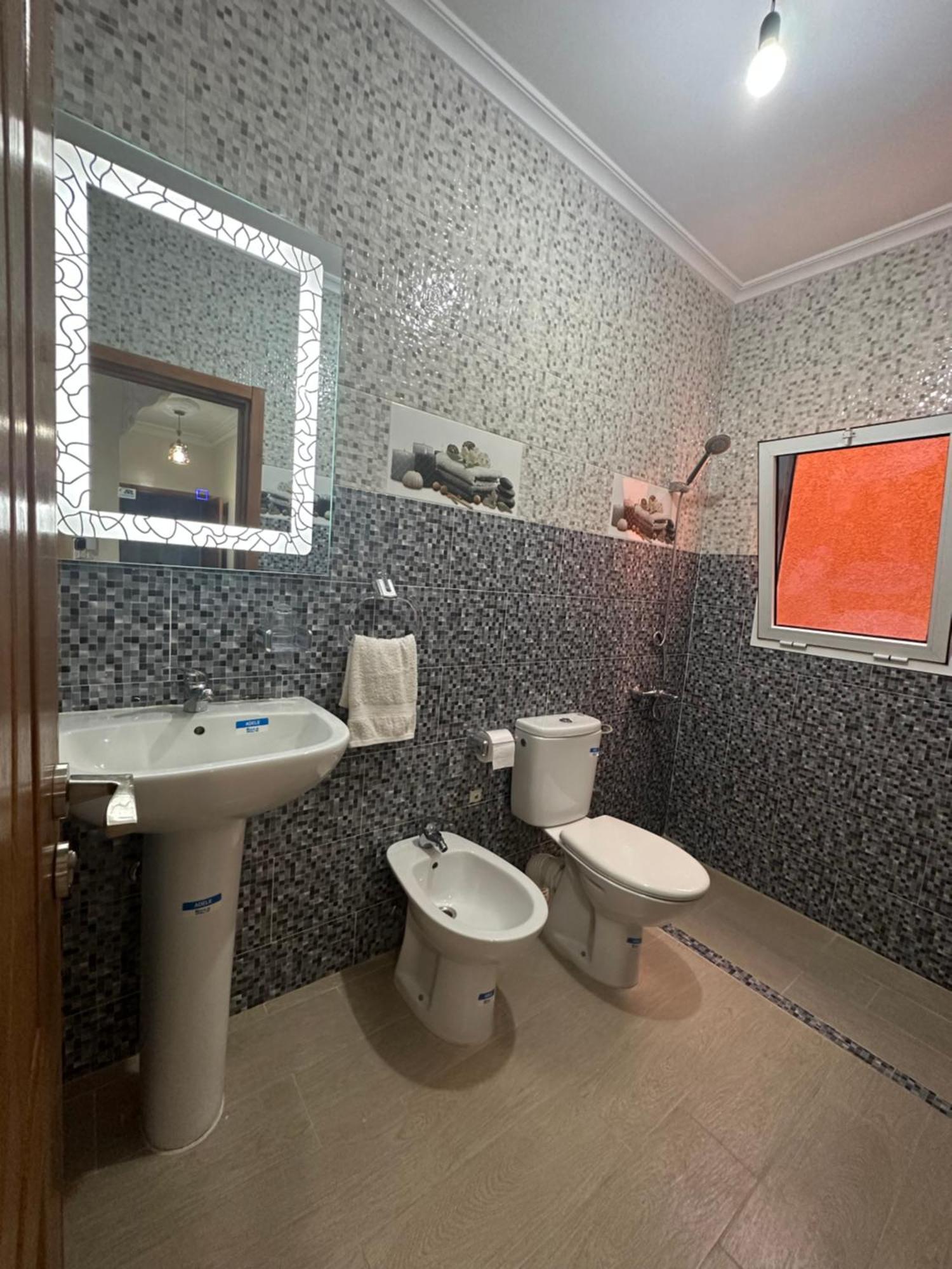 Appartement A Houma, Proche Port Tanger Med Dalia Buitenkant foto